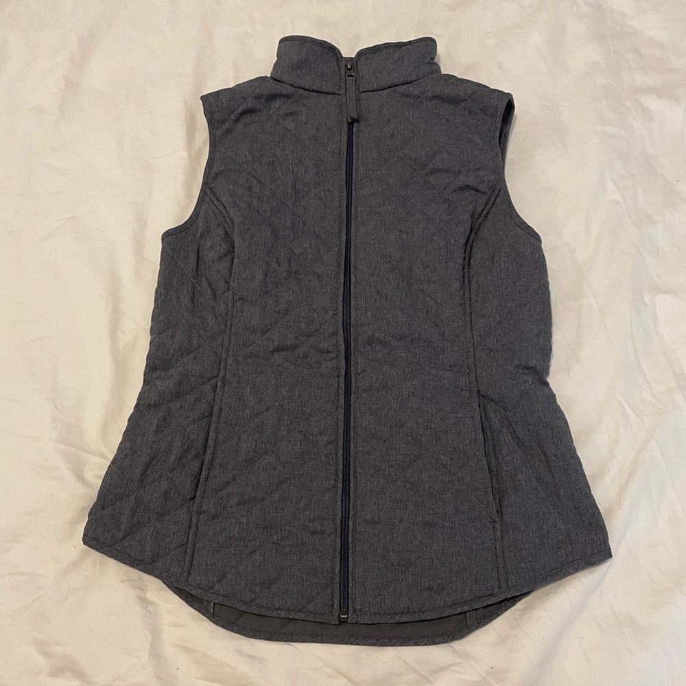 Van Heusen Vest Grey Full Zip Quilted Jacket Fleece Woman’s XS